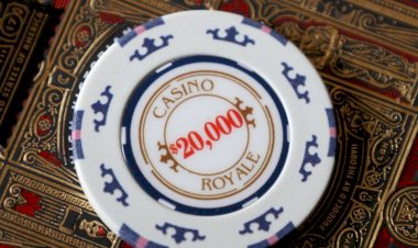 Jacks Poker: World class poker chips